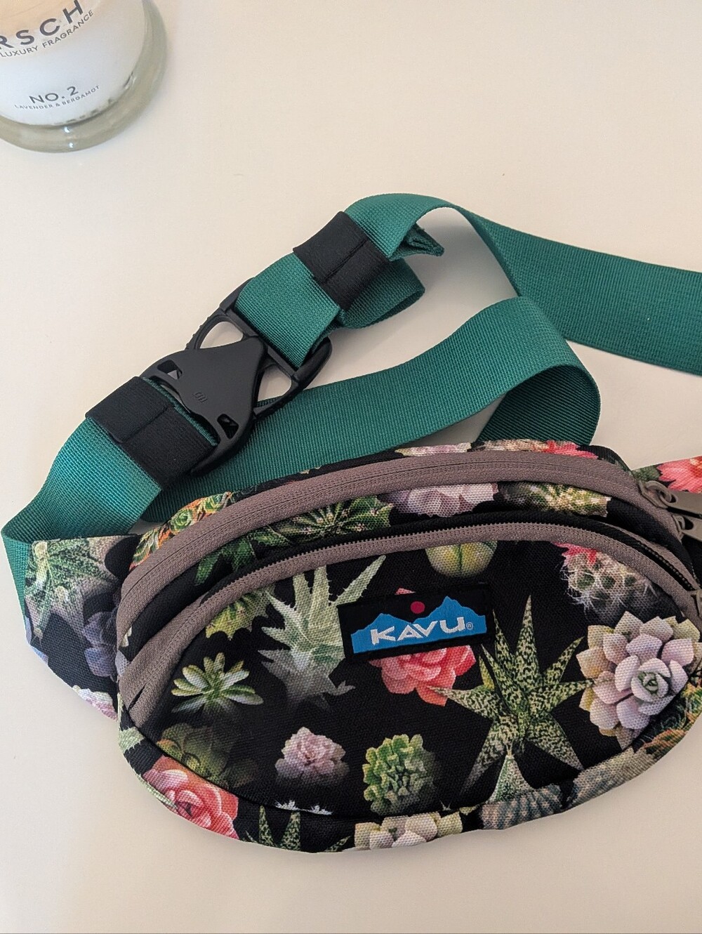 Kavu Succulent Belt Bag Nwot